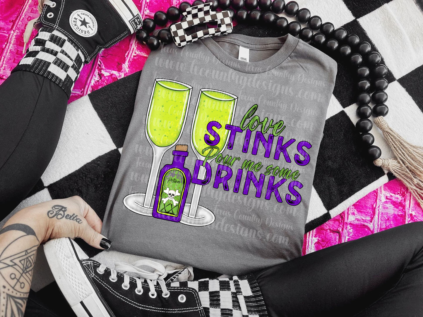 Love Stinks. Pour me some Drinks