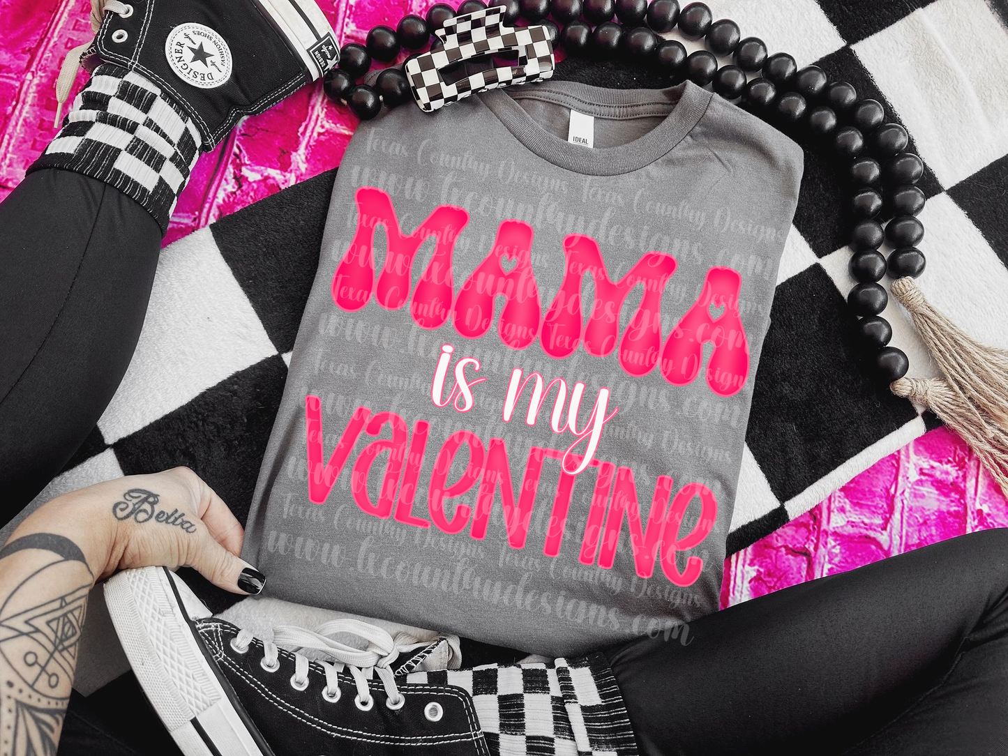 Mama is my Valentine - Pink