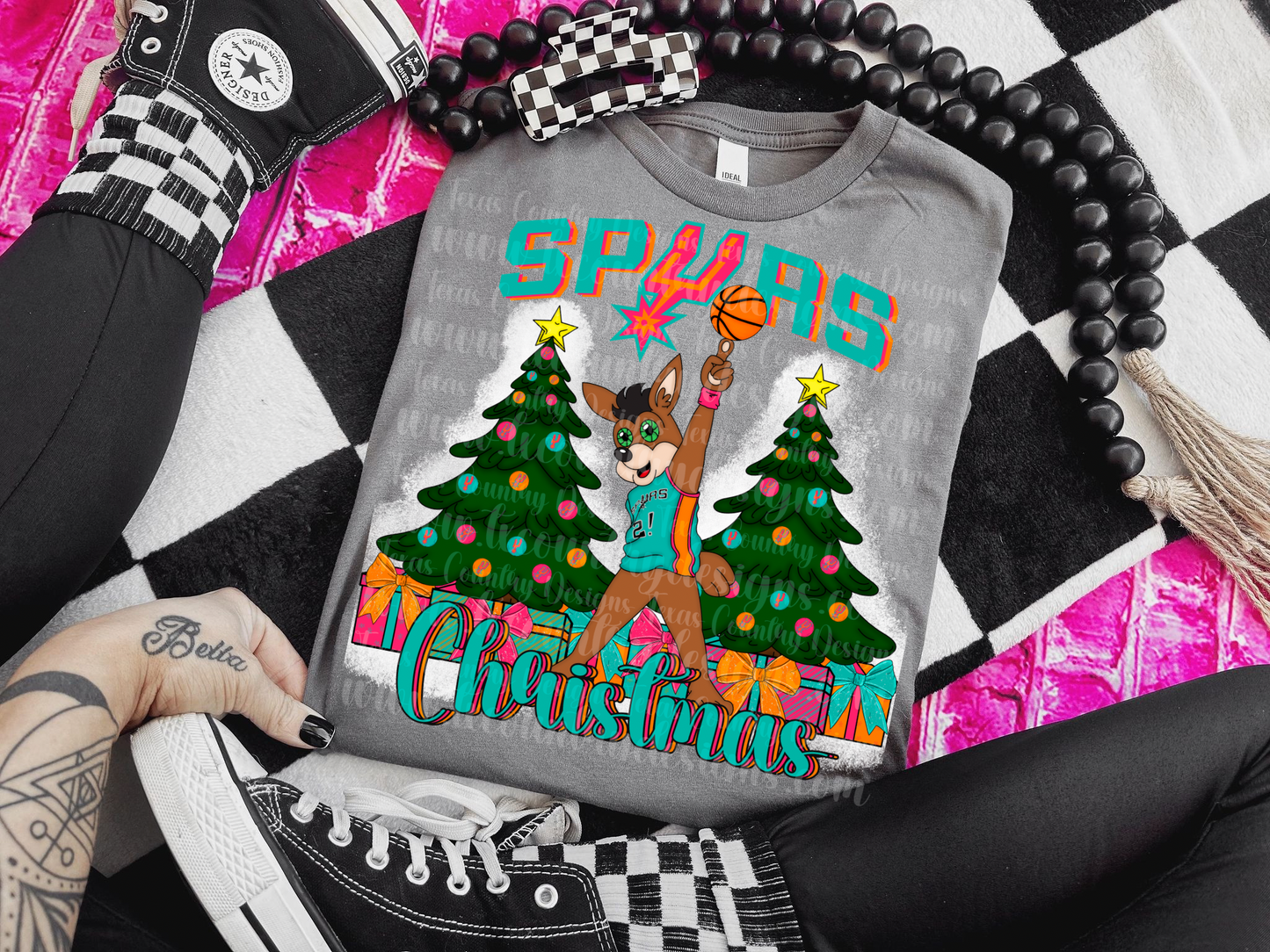 Retro Spurs Christmas